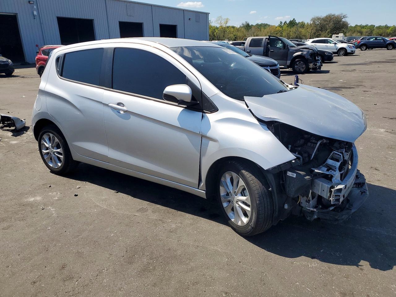 2021 Chevrolet Spark 1Lt - Фото 4