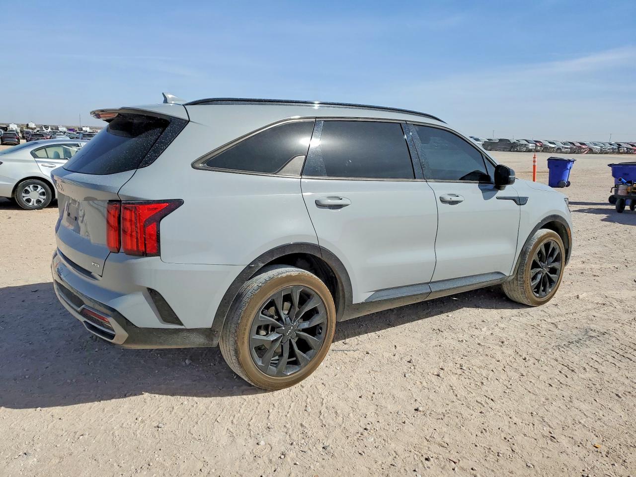 2023 Kia Sorento Sx - Image 3