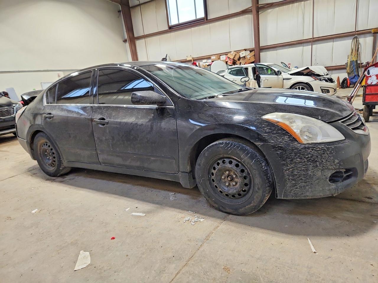 2012 Nissan Altima 2.5 S 4Dr - Image 4