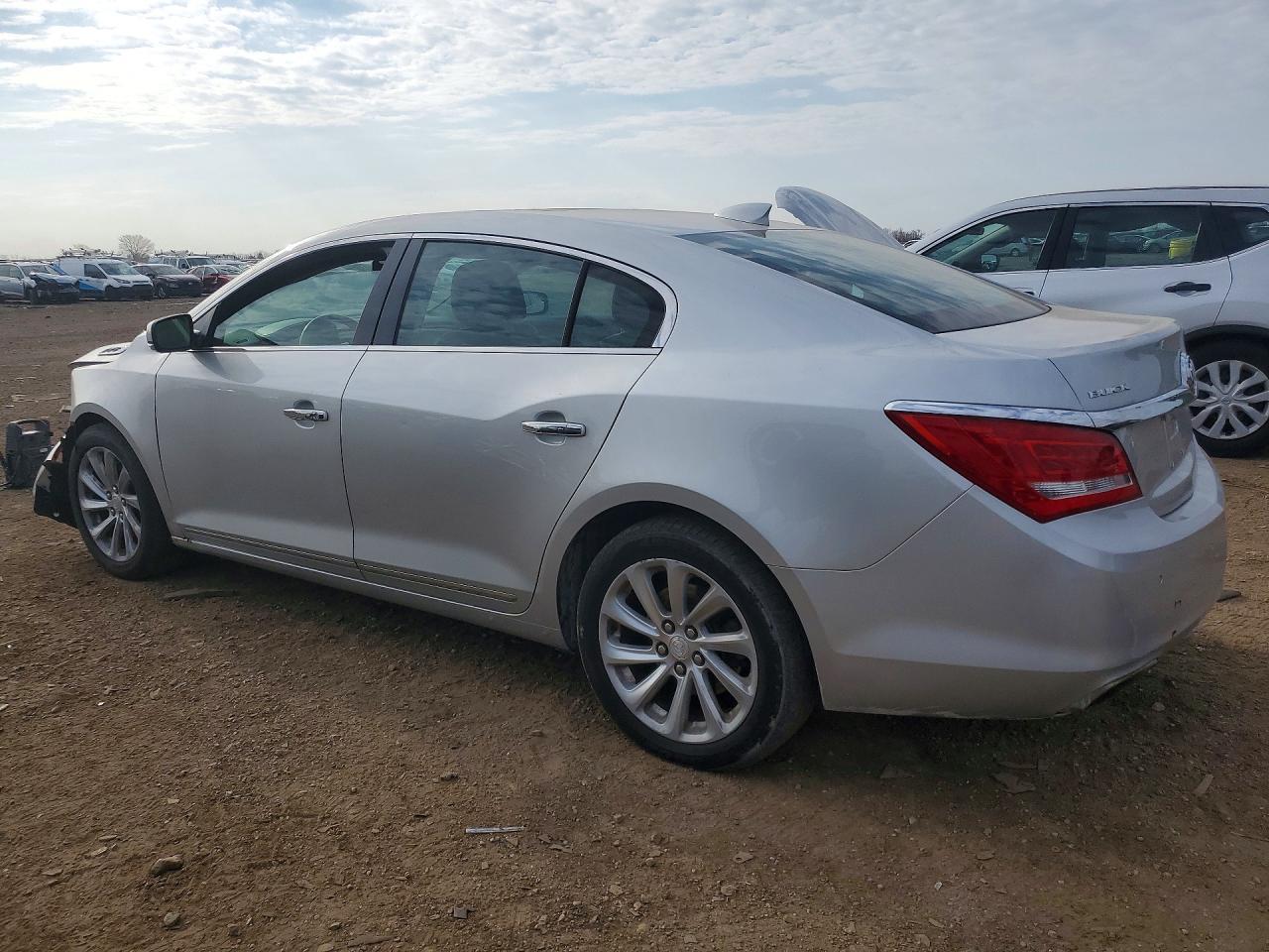 2016 Buick Lacrosse - Фото 2