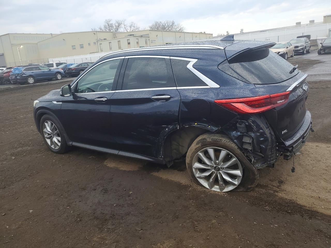 2021 Infiniti Qx50 Luxe - Image 2