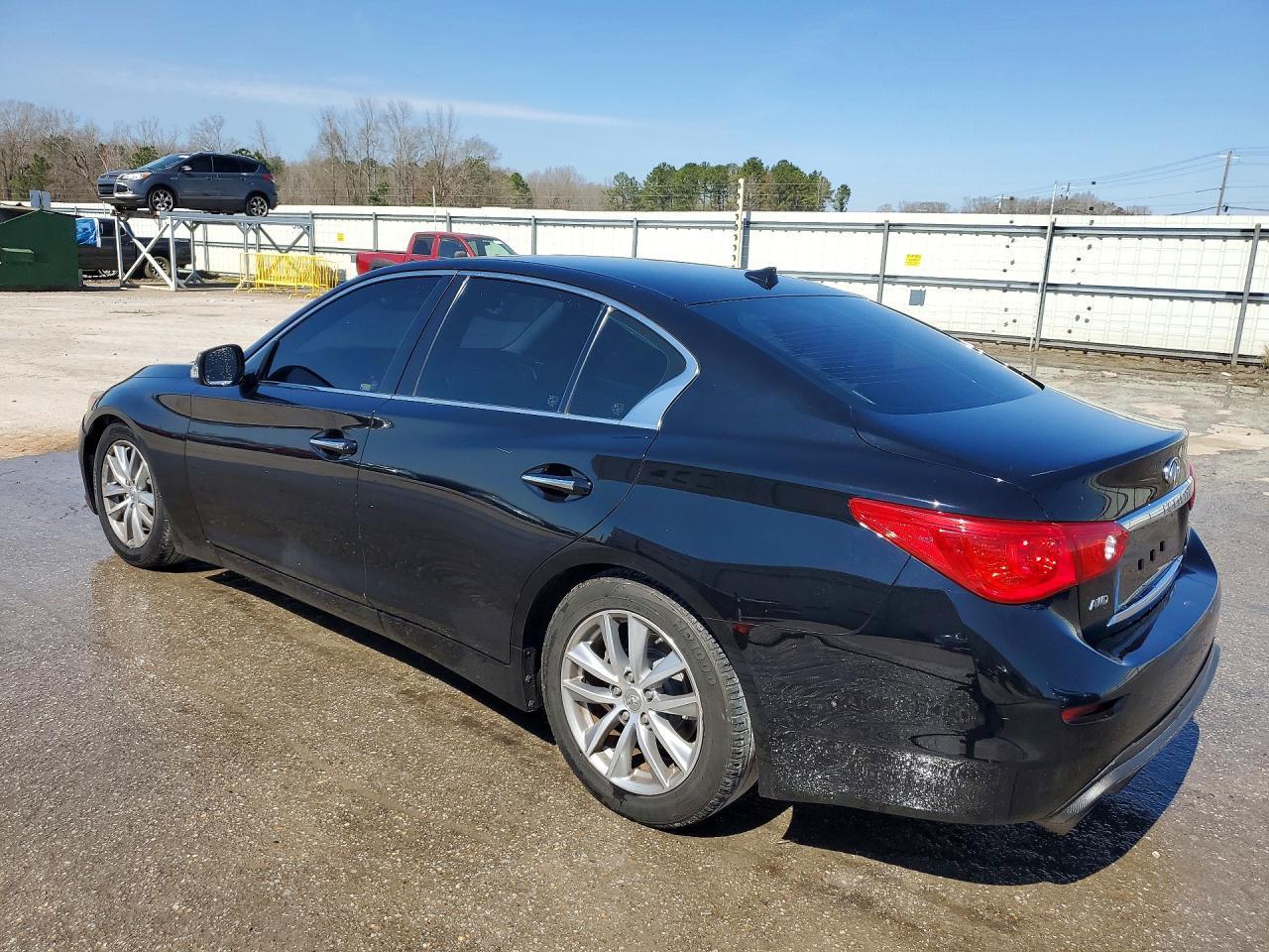 2015 Infiniti Q50 Base - Image 2