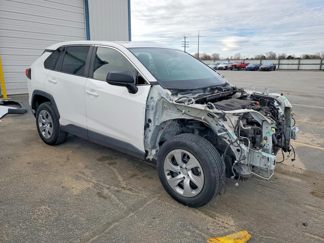 2022 Toyota Rav4 Le - Фото 4