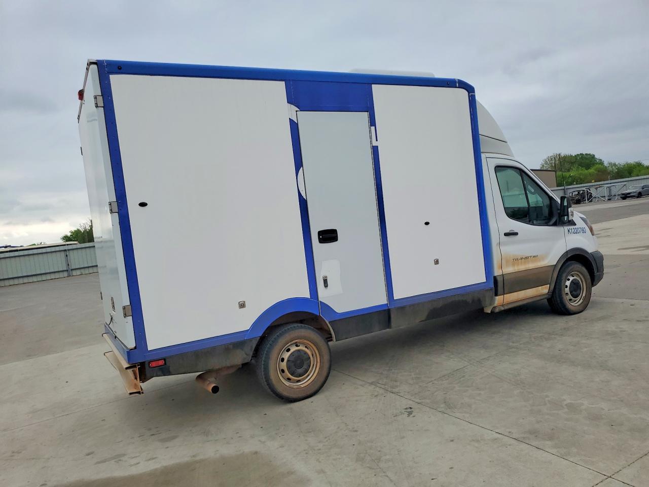 2022 Ford Transit Delivery Truck - Image 3