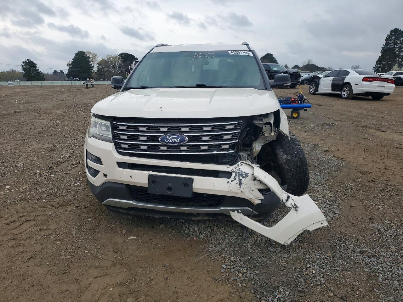 2016 Ford Explorer Xlt - Фото 5