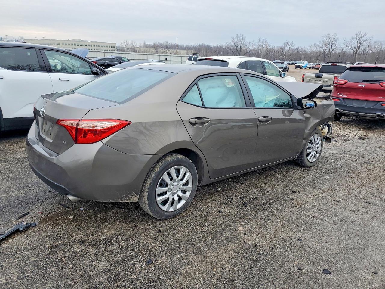 2017 Toyota Corolla Le - Фото 3