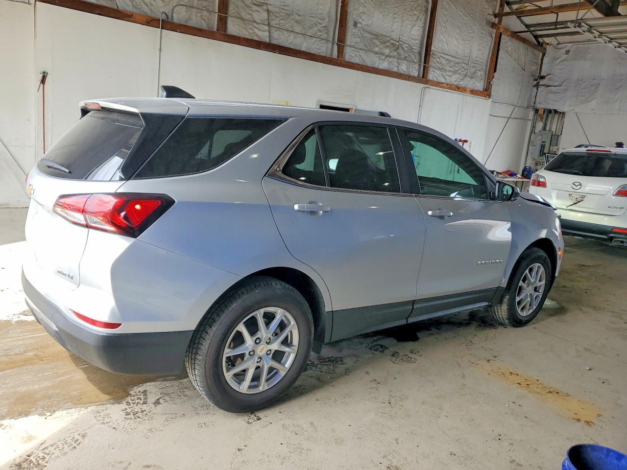 2022 Chevrolet Equinox Lt - Фото 3