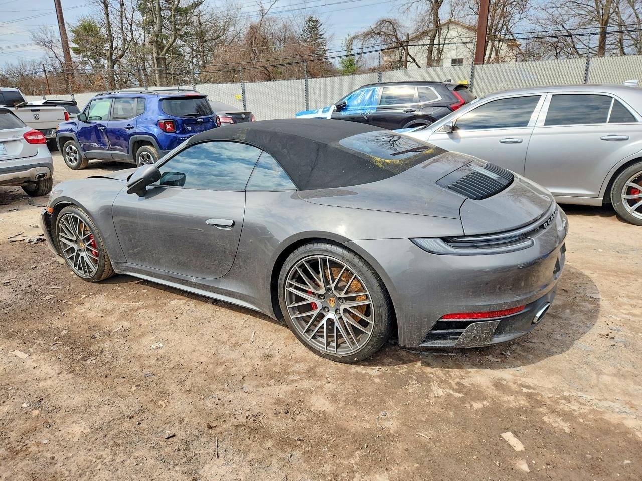 2022 Porsche 911 - Image 2