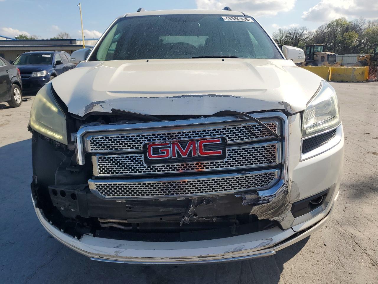 2013 GMC Acadia Denali - Image 5