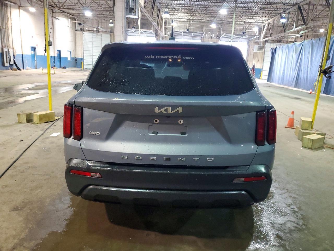2022 Kia Sorento Lx - Фото 6
