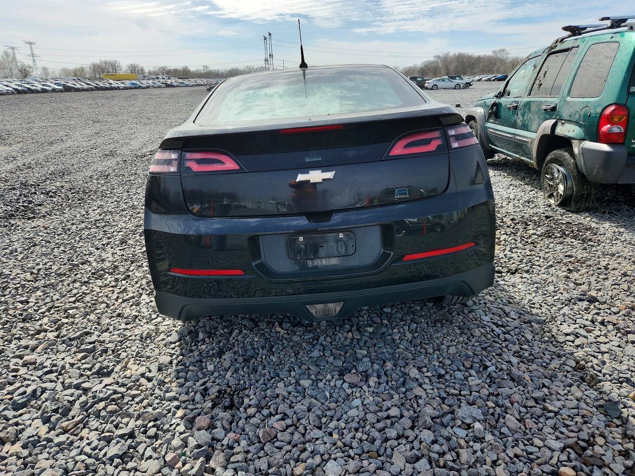 2013 Chevrolet Volt - Image 6