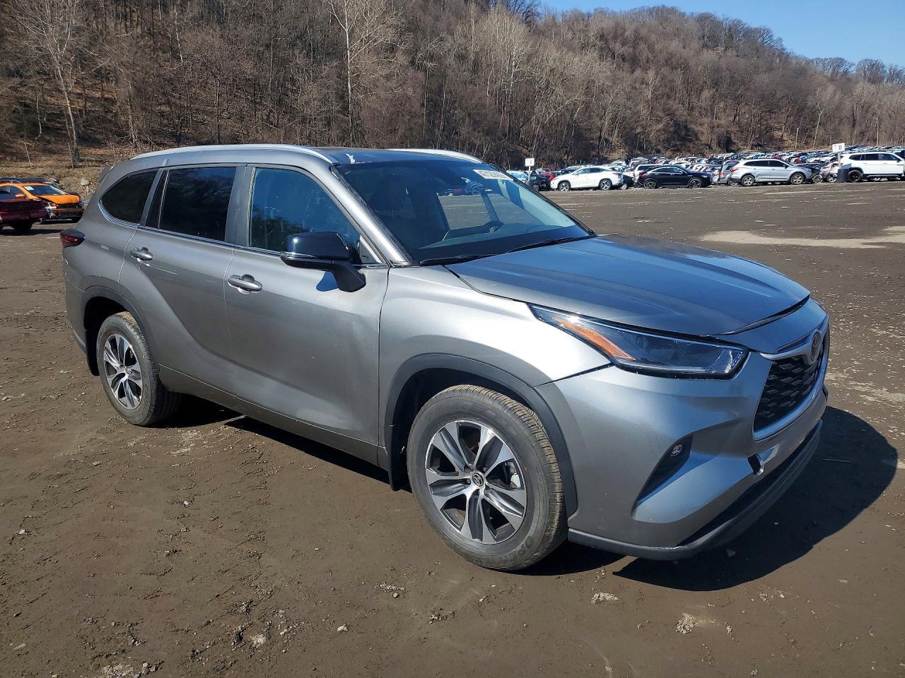 2025 Toyota Highlander Xle - Фото 4