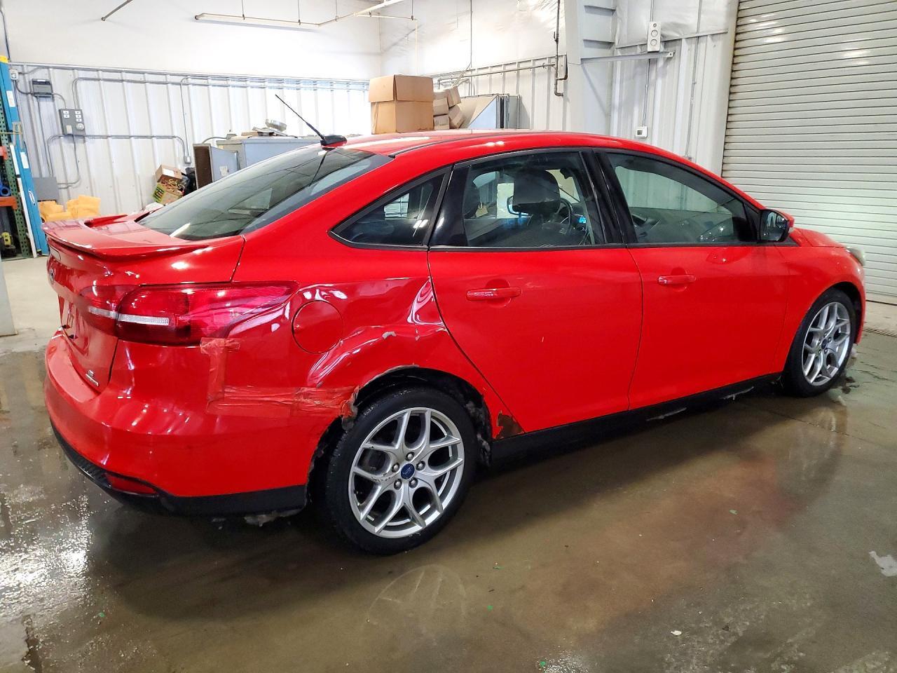 2015 Ford Focus Se - Image 3