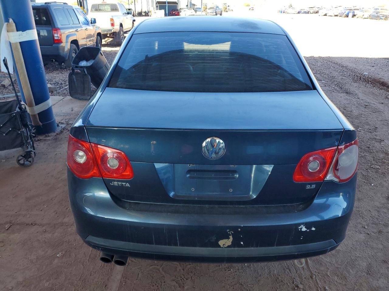 2005 Volkswagen New Jetta 2.5 - Фото 6