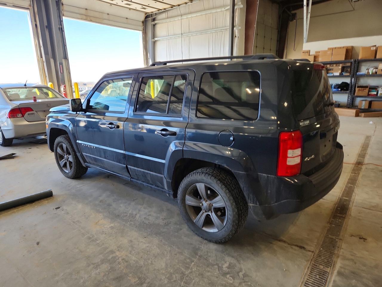 2015 Jeep Patriot Latitude - Фото 2