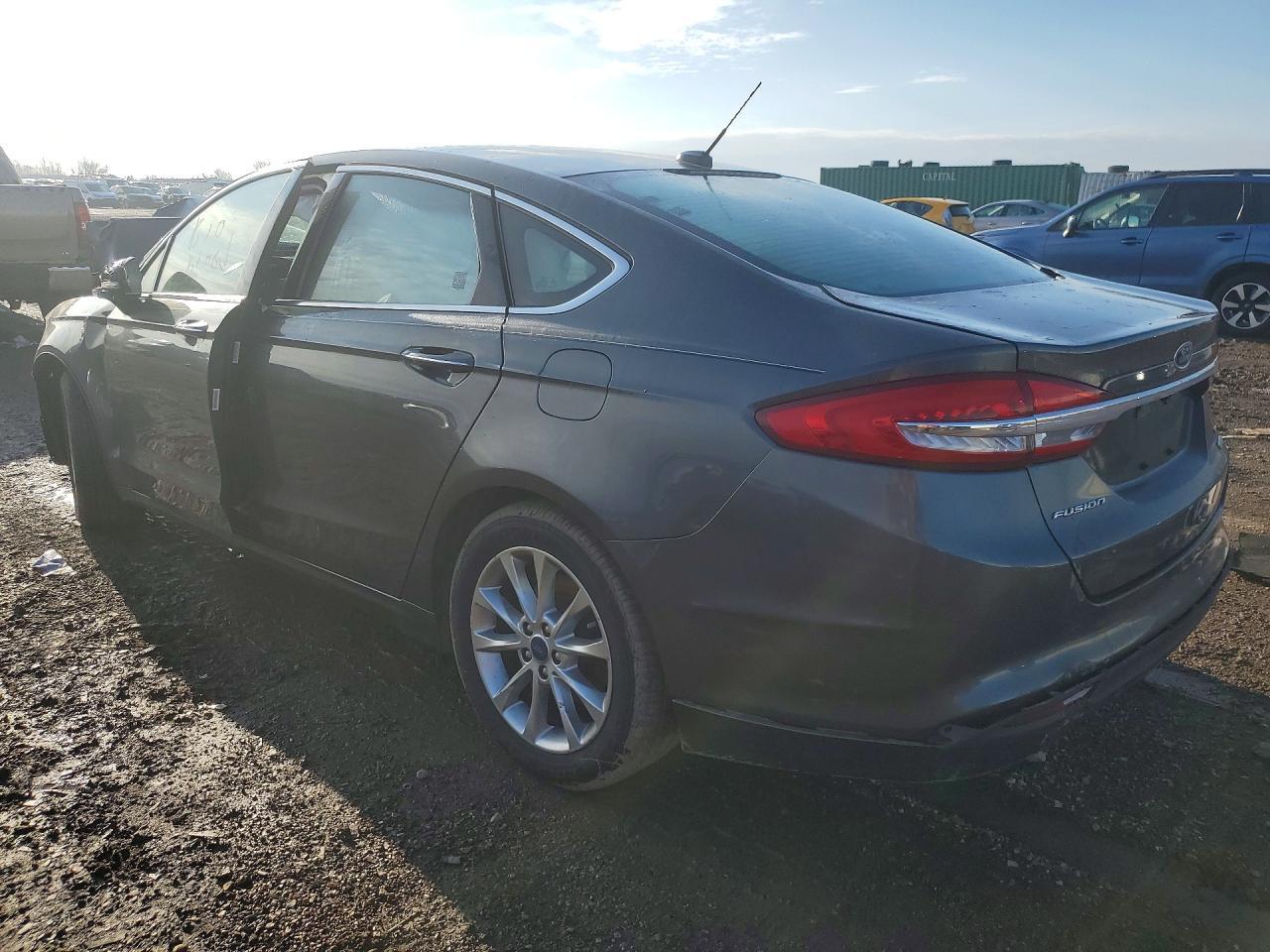 2017 Ford Fusion Se - Фото 2