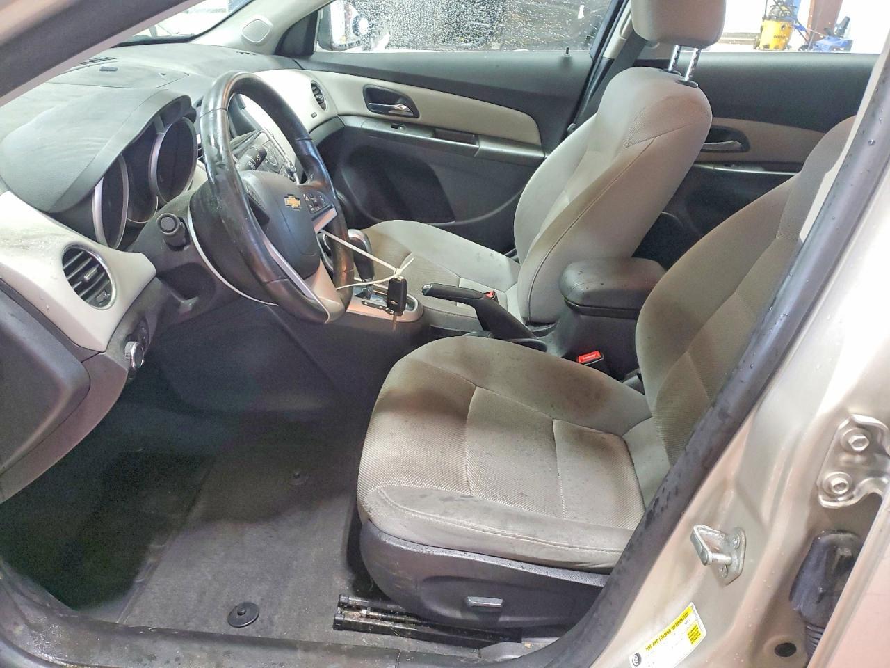 2014 Chev Cruze Lt - Image 7