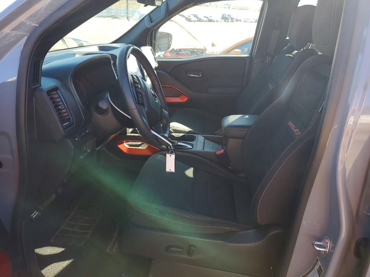 2024 Nissan Frontier Pro-4X - Фото 7