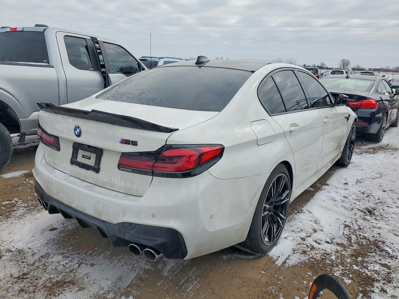 2019 BMW M5 - Фото 3