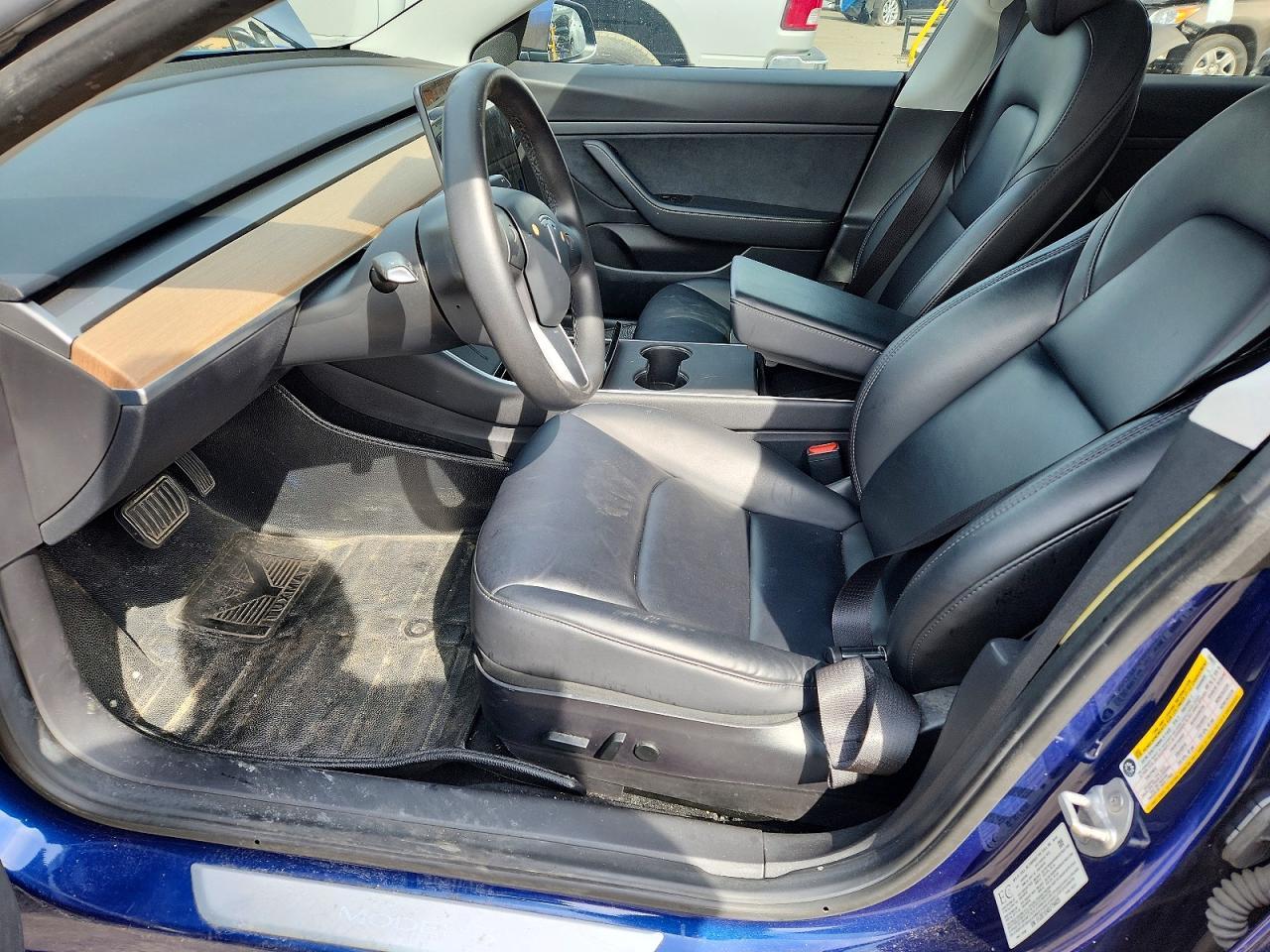 2020 Tesla Model 3 - Image 7