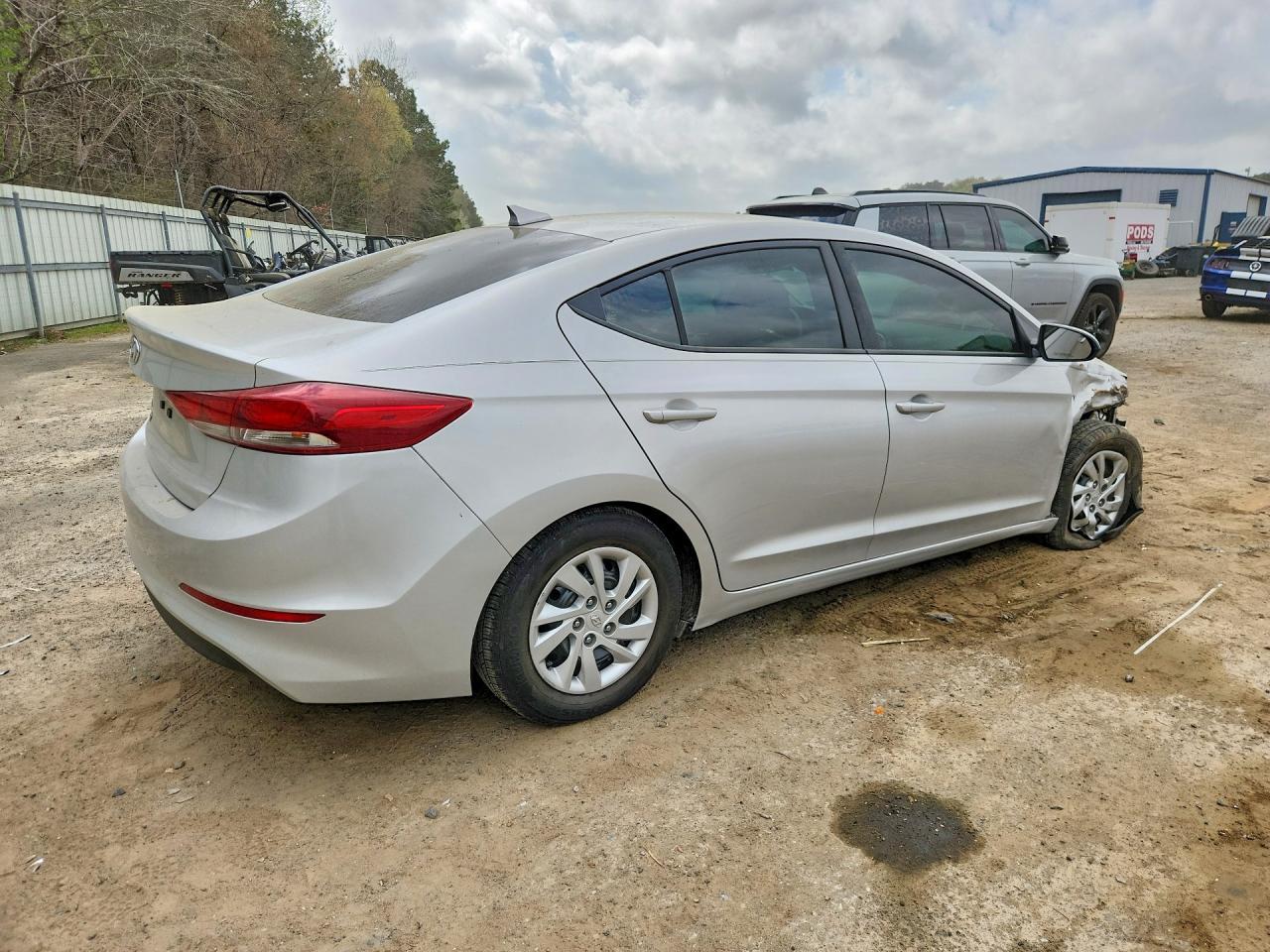 2017 Hyundai Elantra Se - Image 3