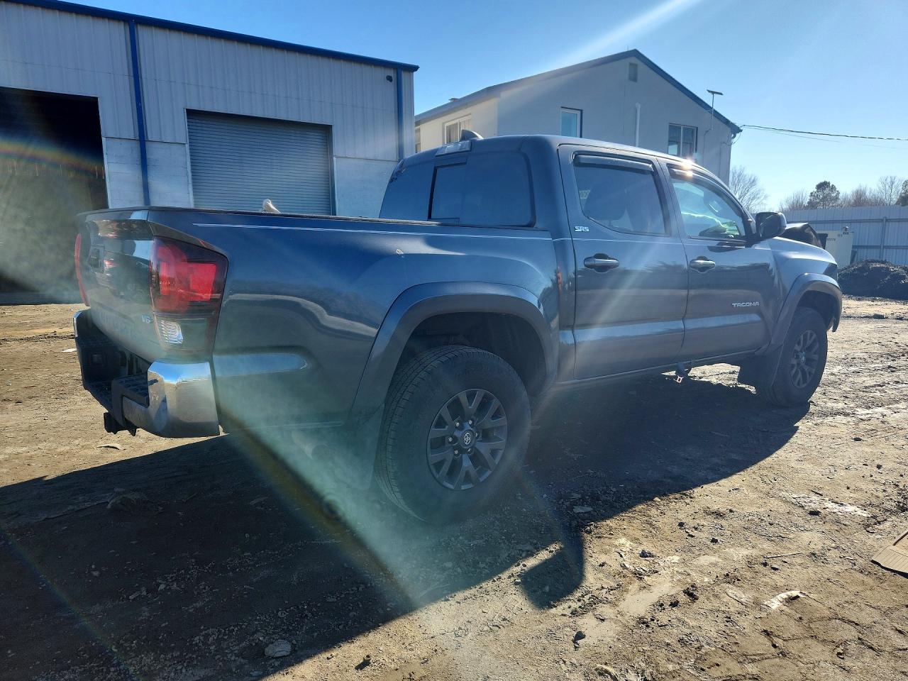 2022 Toyota Tacoma Sr5 V6 - Фото 3