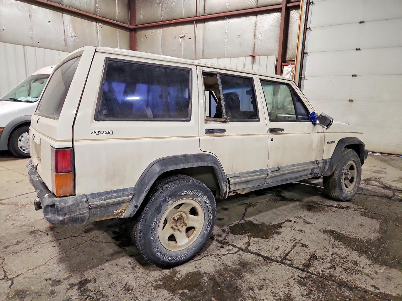 1996 Jeep Cherokee Sport - Фото 3