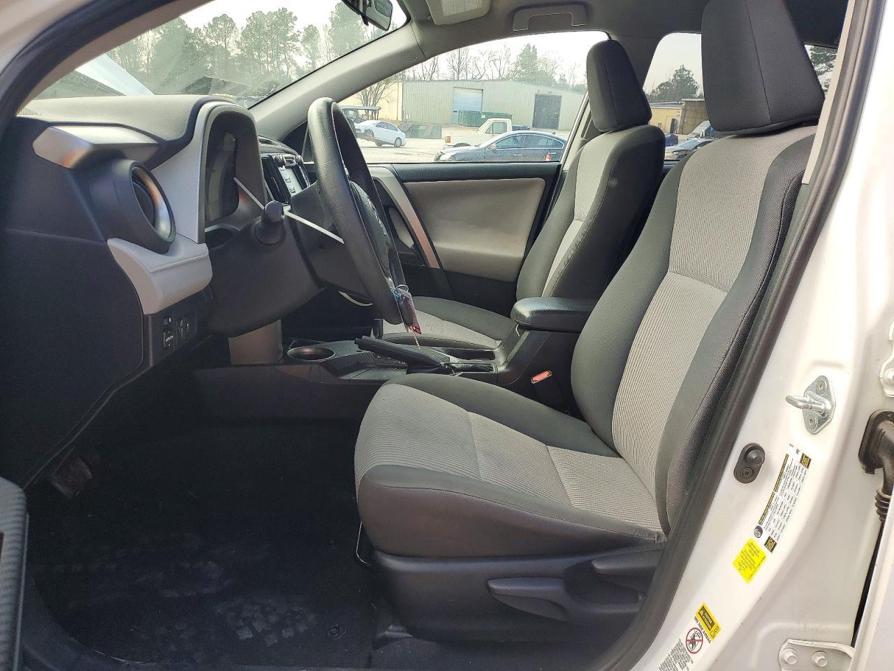 2015 Toyota Rav4 Le - Фото 7