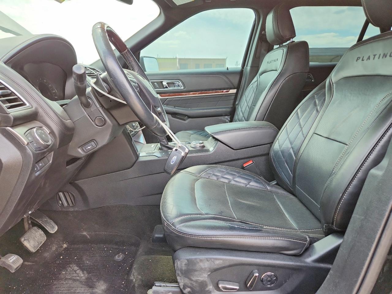 2018 Ford Explorer Platinum - Image 7