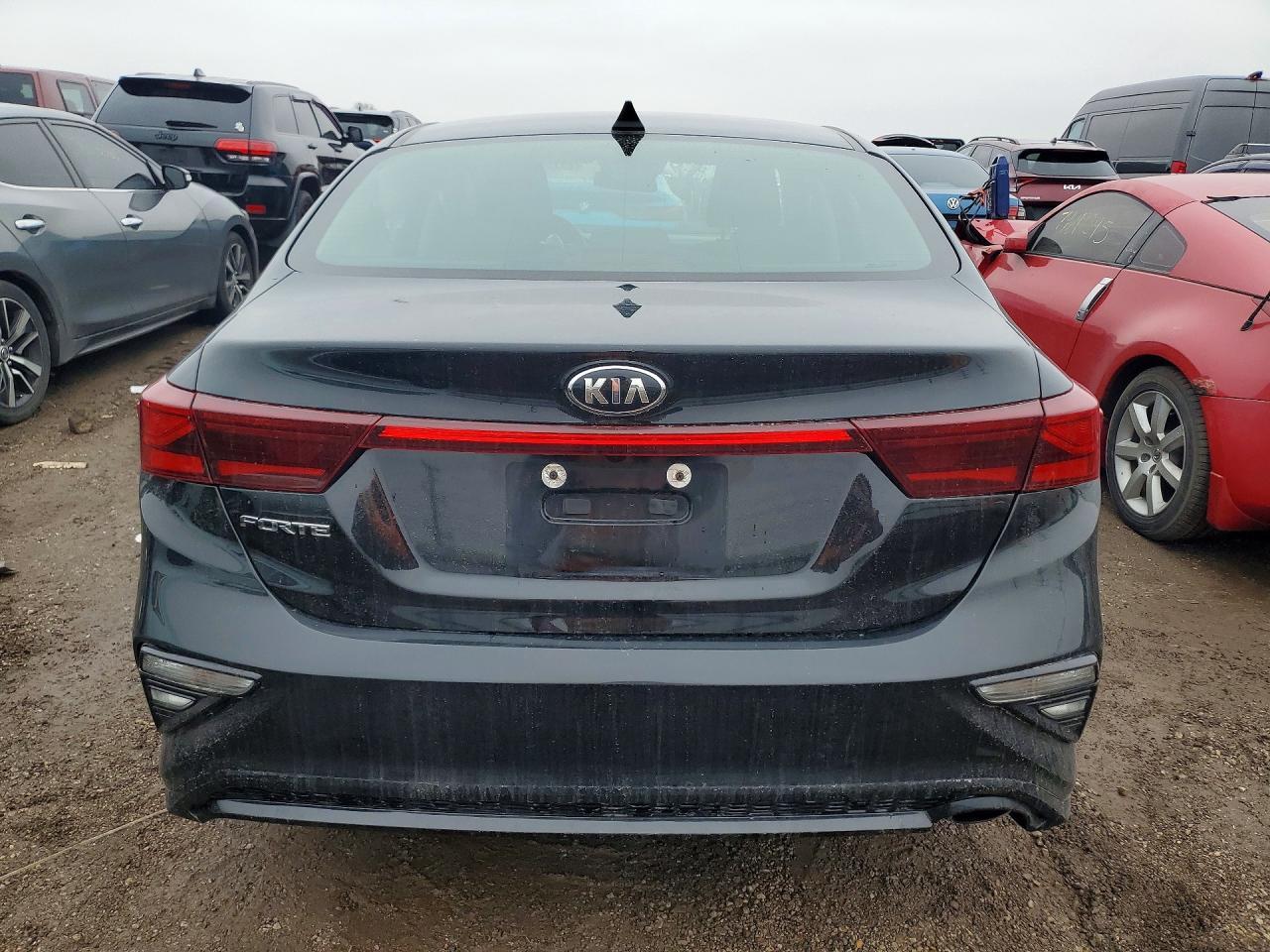 2021 Kia Forte Lxs - Image 6