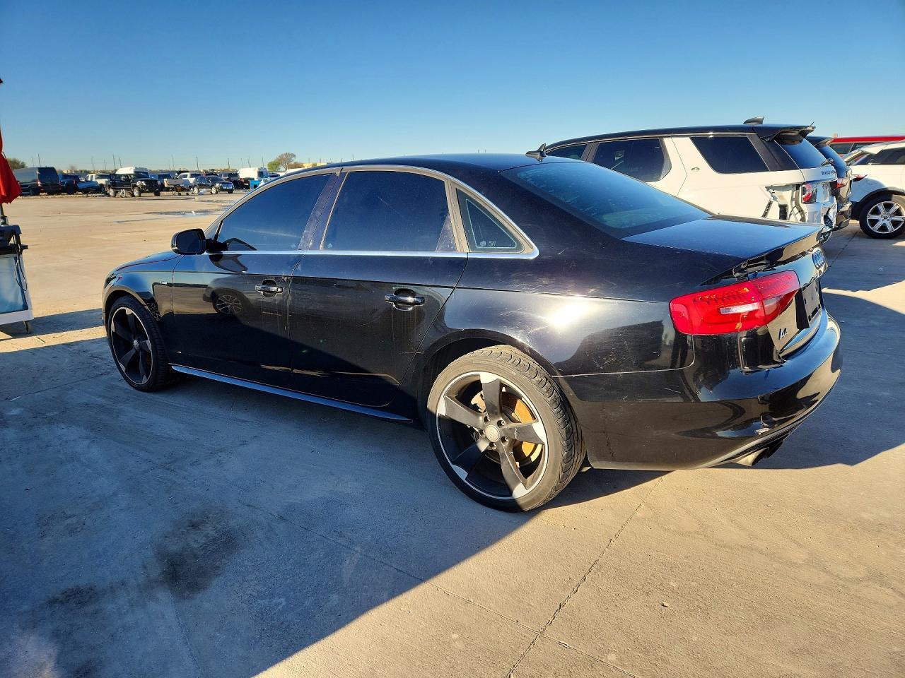 2015 Audi A4 Premium - Фото 2