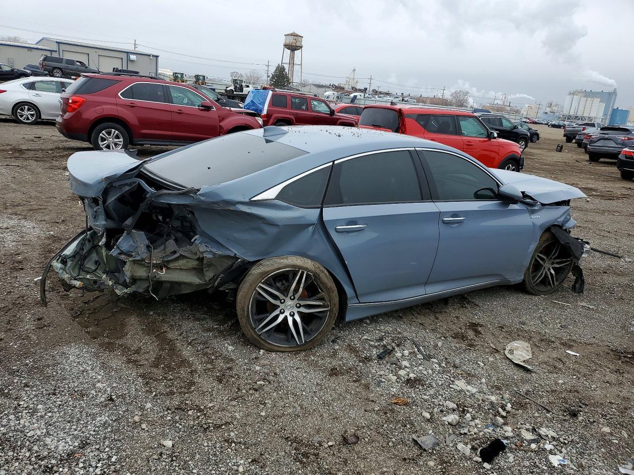 2021 Honda Accord Touring Hybrid - Image 3