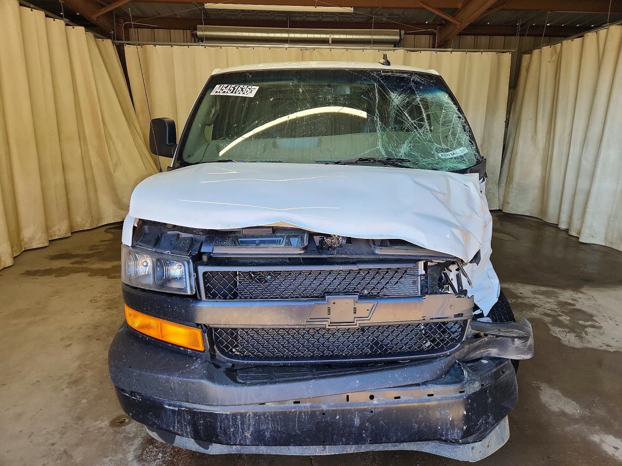 2025 Chevrolet Express G2500 - Image 5