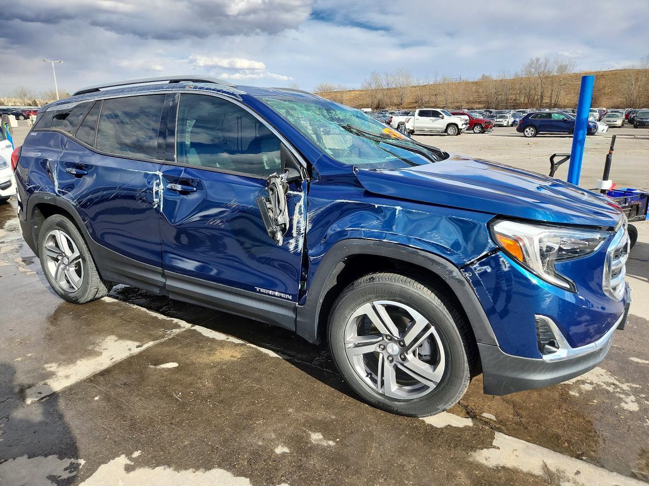 2020 GMC Terrain Slt - Image 4