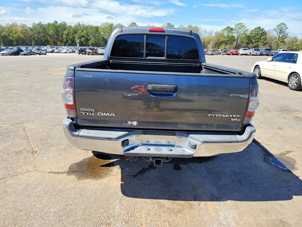 2013 Toyota Tacoma Prerunner V6 - Image 6