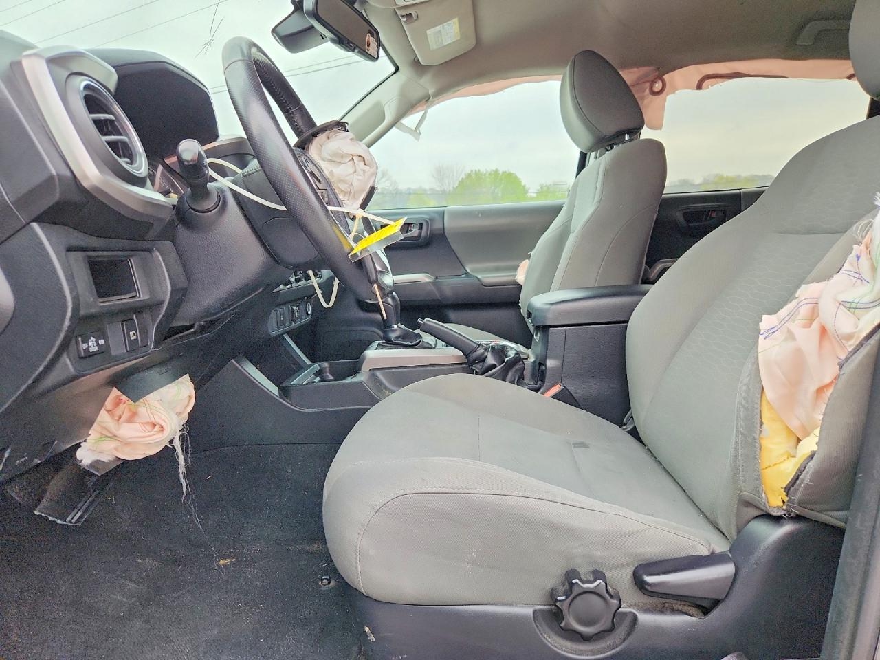 2018 Toyota Tacoma Sr5 V6 - Image 7