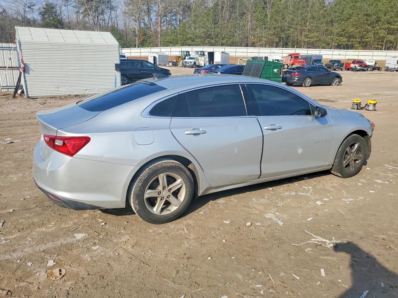 2019 Chevrolet Malibu Ls - Image 3