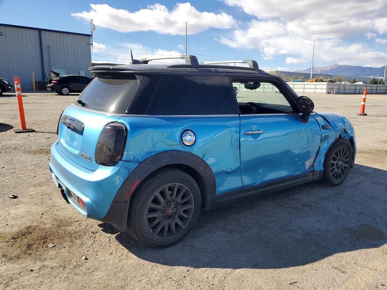 2017 Mini Cooper S - Фото 3
