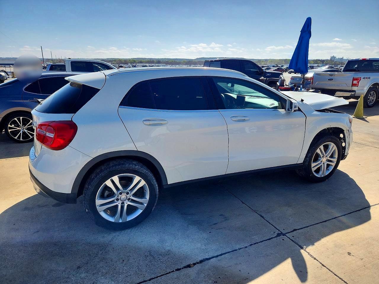 2016 Mercedes Benz Gla 250 4Matic - Image 3