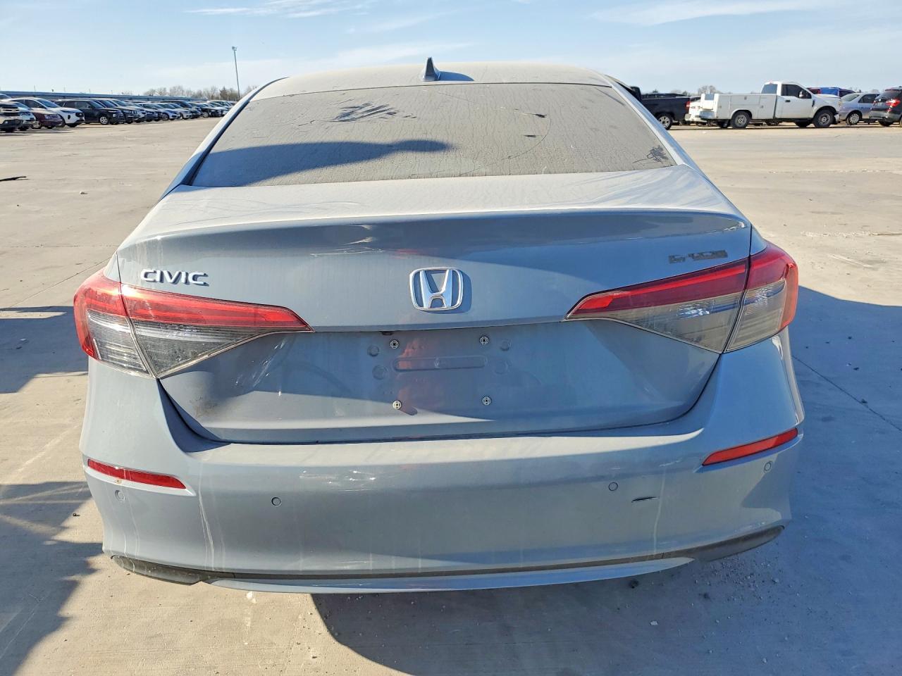 2024 Hond Civic Touring - Image 6