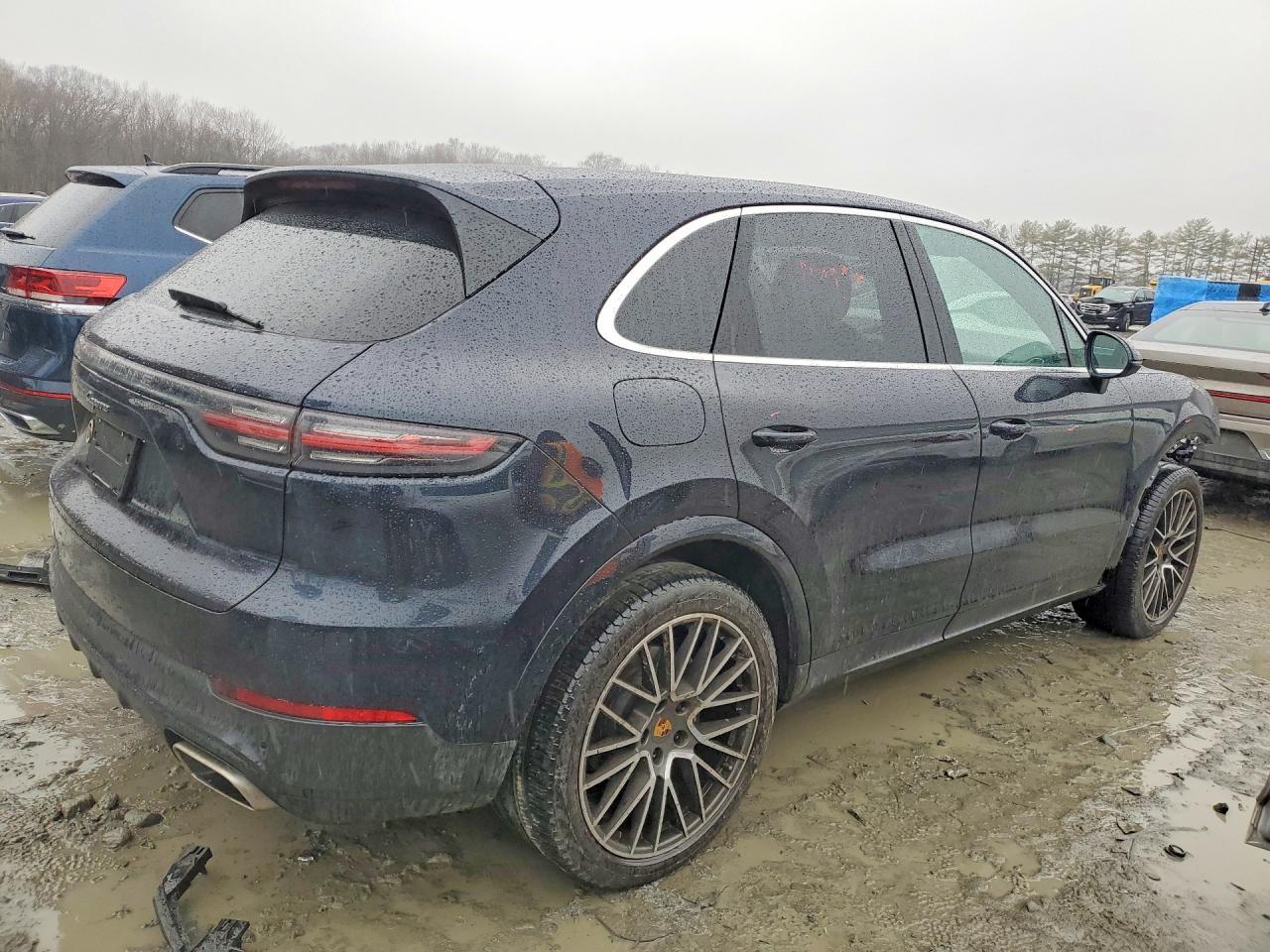 2021 Porsche Cayenne - Image 3