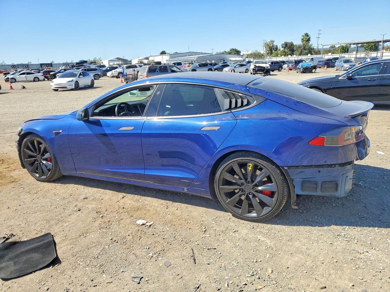 2017 Tesla Model S - Image 2