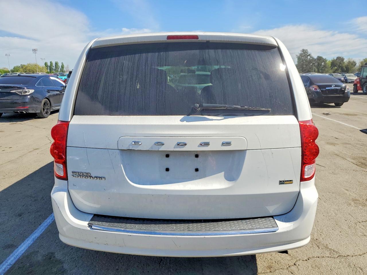 2016 Dodge Grand Caravan Se - Image 6