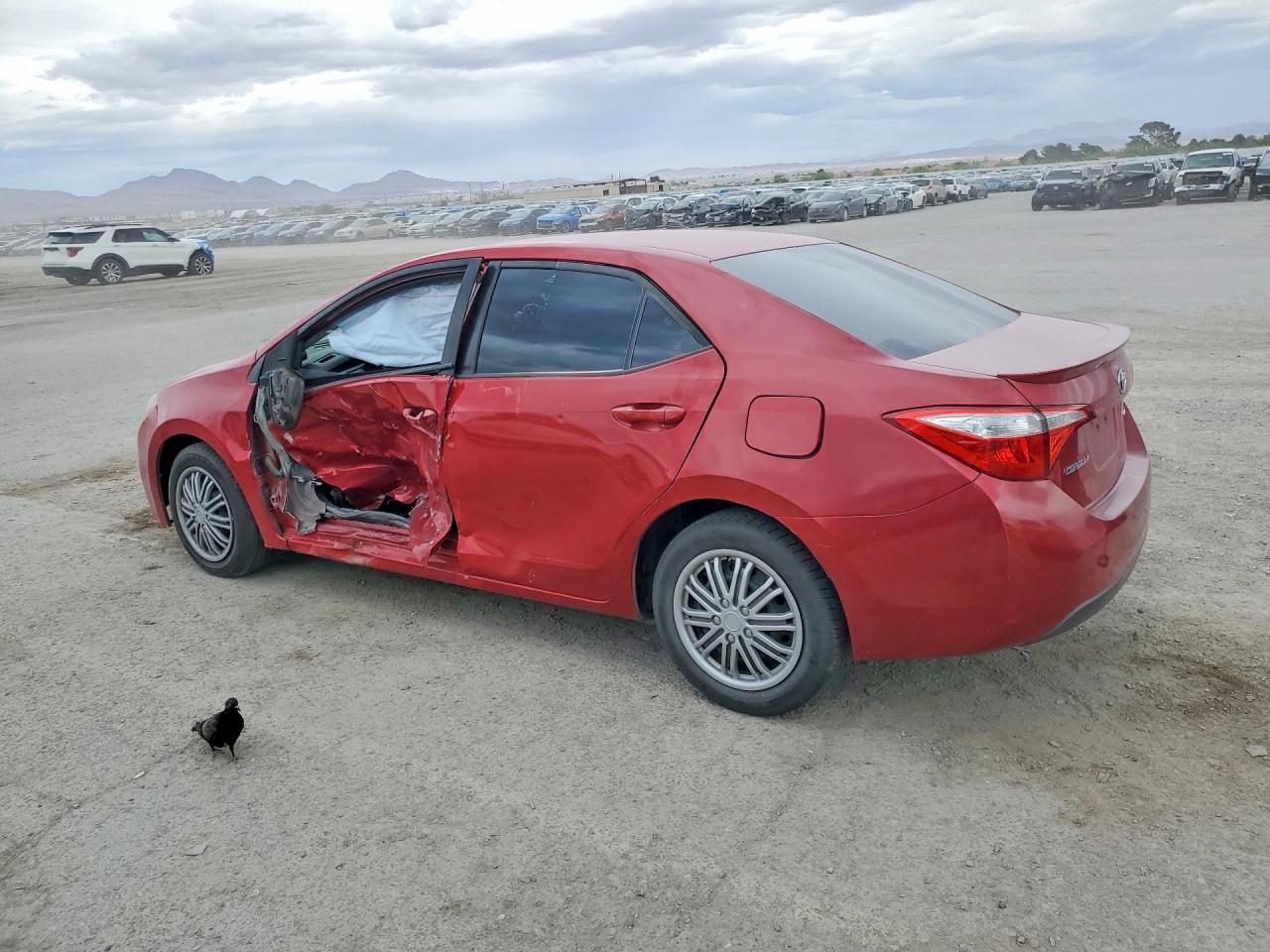 2015 Toyota Corolla Le - Фото 2