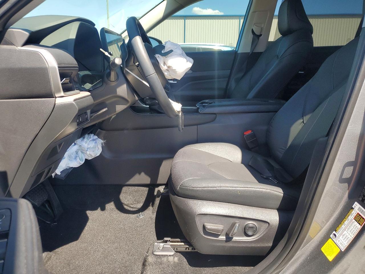 2025 Toyota Grand Highlander Platinum - Фото 7