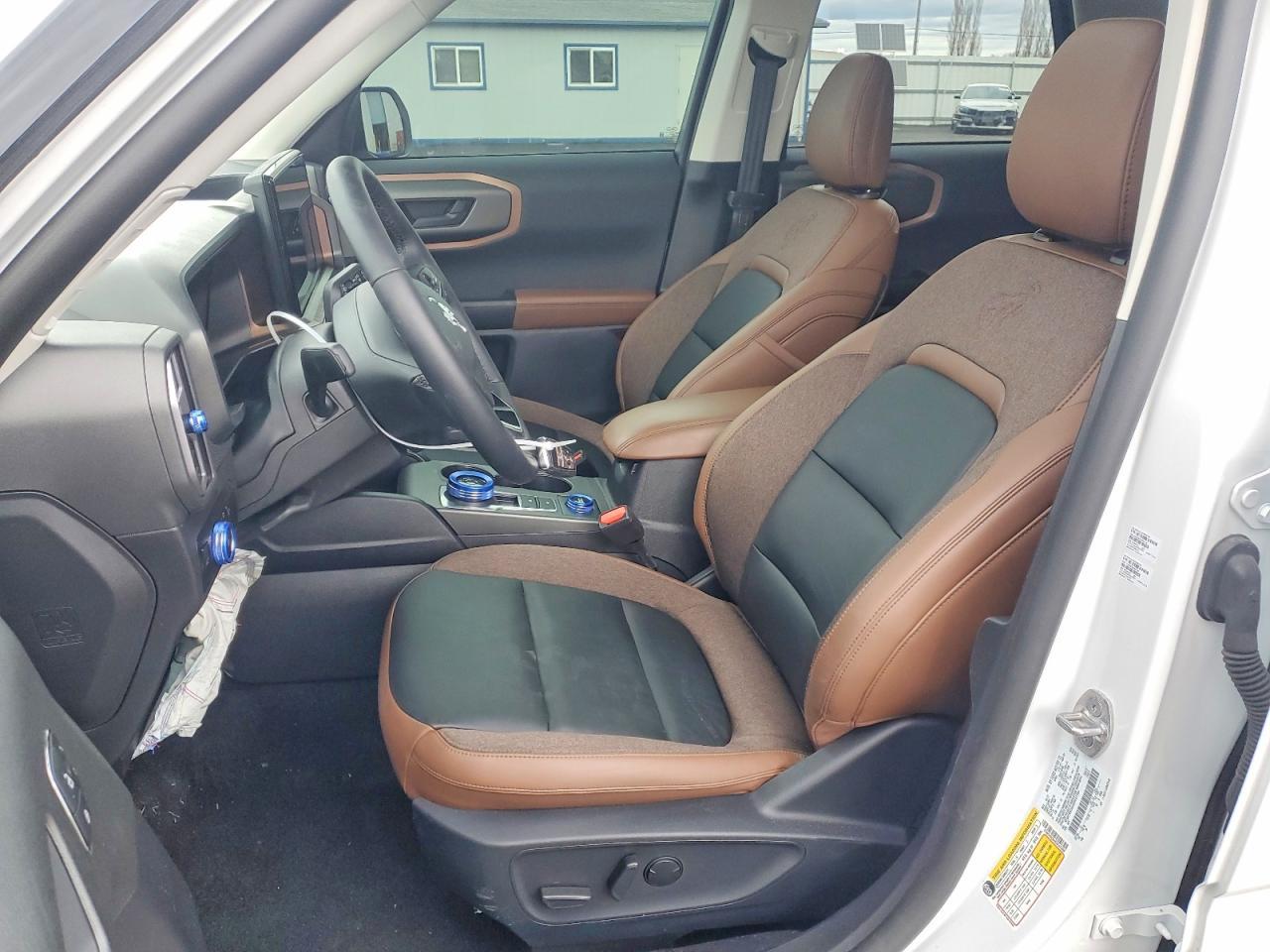 2025 Ford Bronco Sport Outer Banks - Фото 7