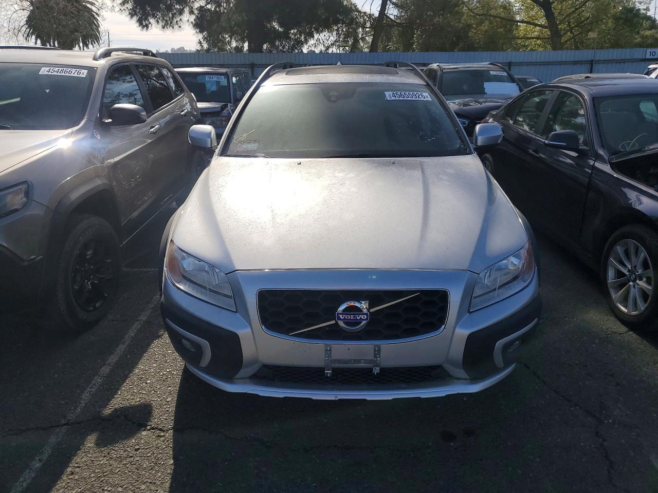 2016 Volvo Xc70 T5 Premier - Фото 5
