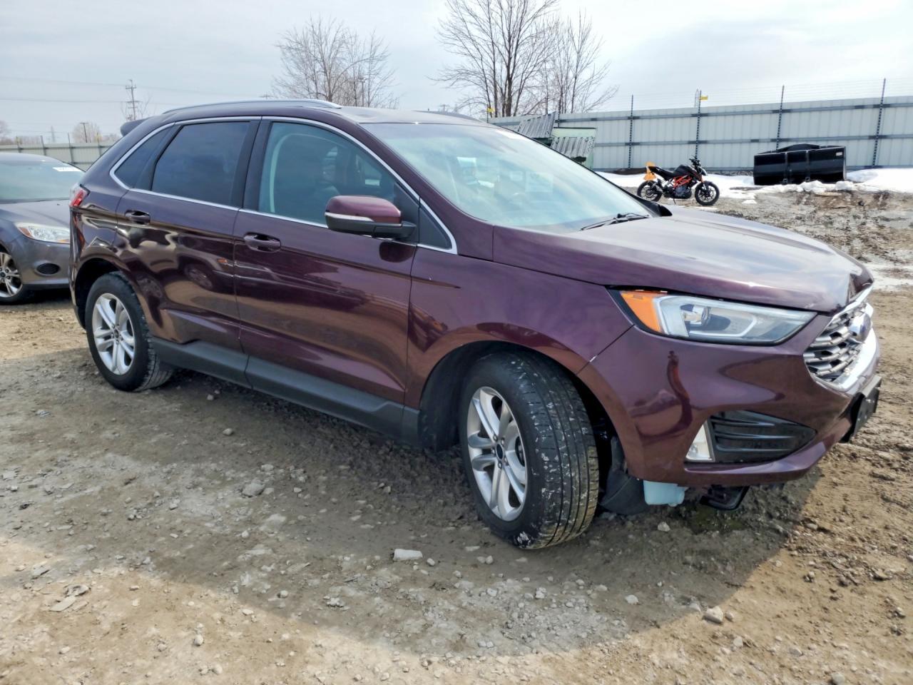 2019 Ford Edge Sel - Фото 4