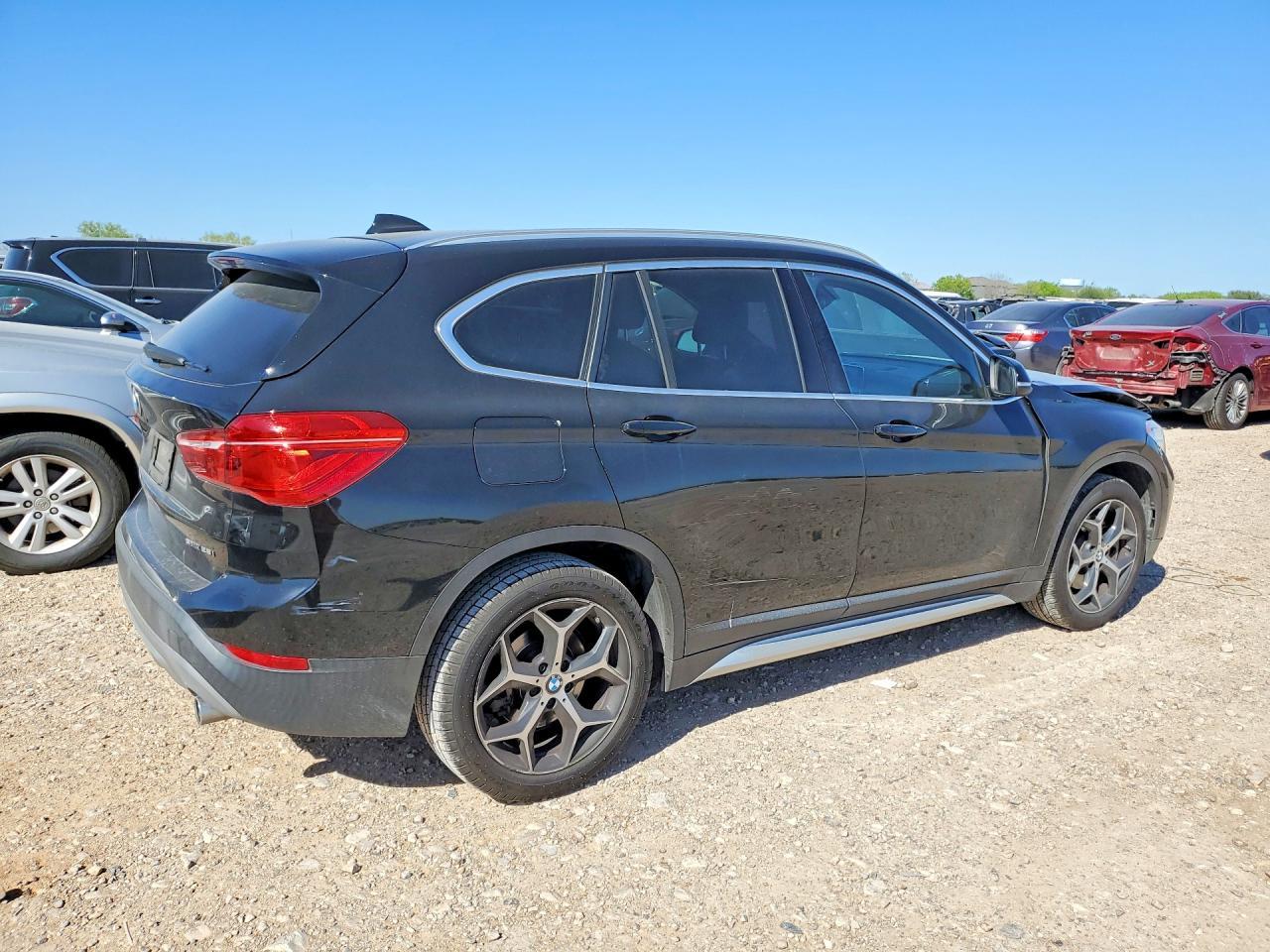 2018 BMW X1 Sdrive28I - Фото 3