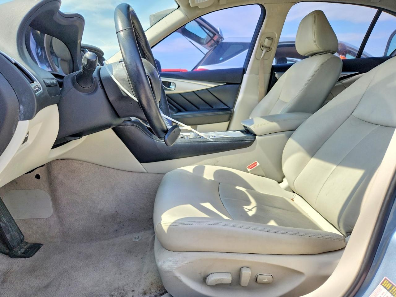 2020 Infiniti Q50 3.0T Luxe - Фото 7